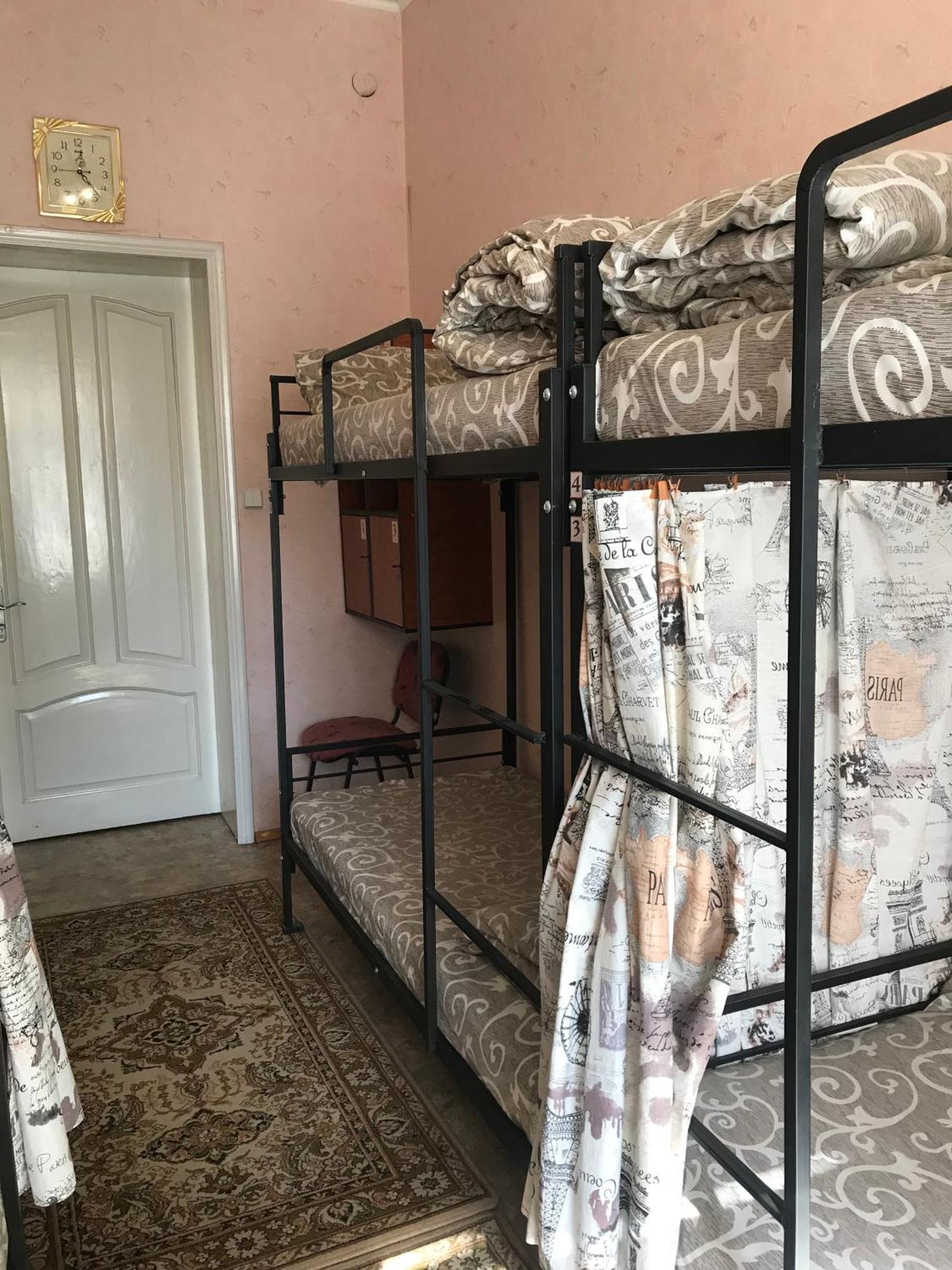 Хостел Тихий Дворик Carcóvia Exterior foto