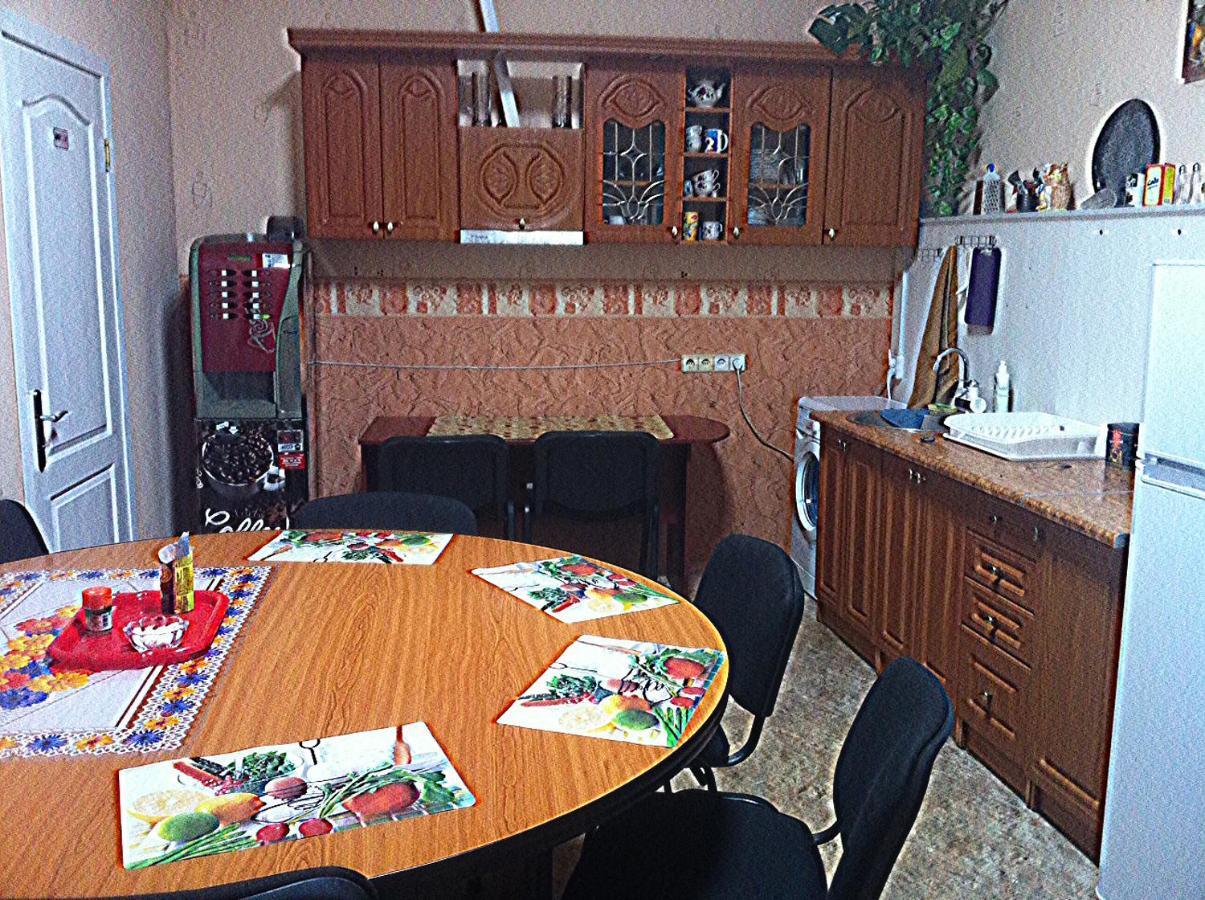 Хостел Тихий Дворик Carcóvia Exterior foto